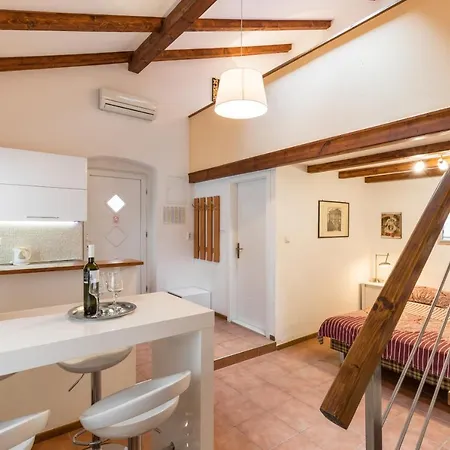 Studio Mediteran شقة سبليت