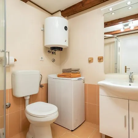 Studio Mediteran شقة سبليت
